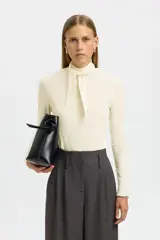 Coltrui Lina Lano High Neck