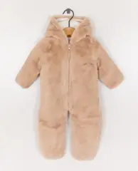 Fluffy onesie met kap